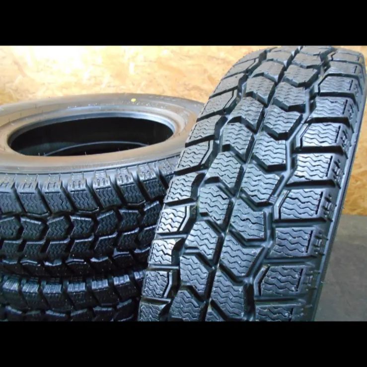 【限定1セットの在庫限り！】2015年製 新品スタッドレス ダンロップ 155R13 6PR SV01 4本セット◆Y528 送料無料 155⁄80R14 88⁄86N LT ダンロップ WINTER MAXX LV01 for VAN スタッドレスタイヤ 新品 国産 冬  スノー DUNLOP ウインターマックス