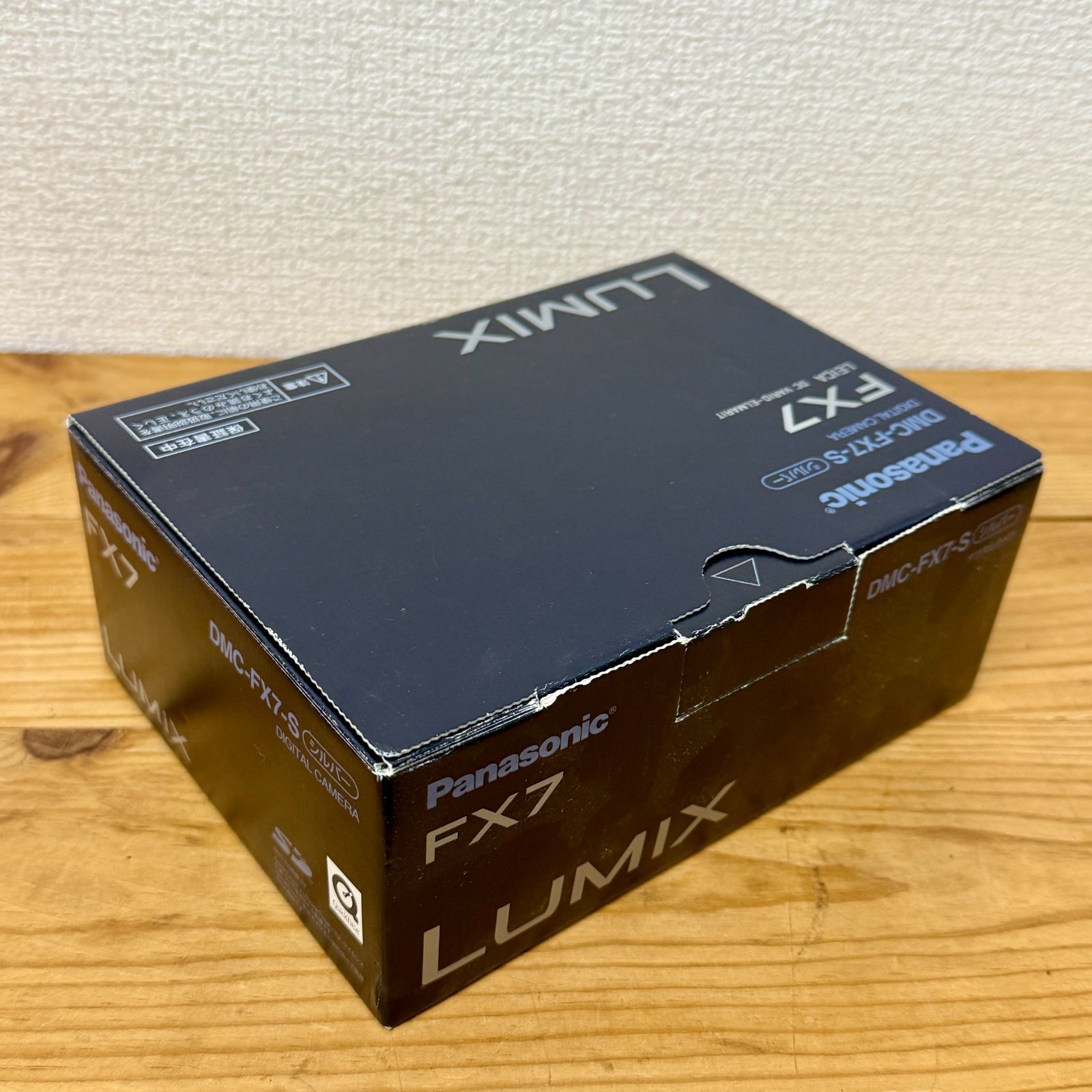 美品】Panasonic パナソニック LUMIX DMC-FX7-S デジタルカメラ 