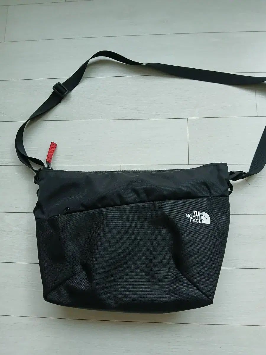 THE NORTH FACE ザ ノース フェイス クロスバッグ ブラック