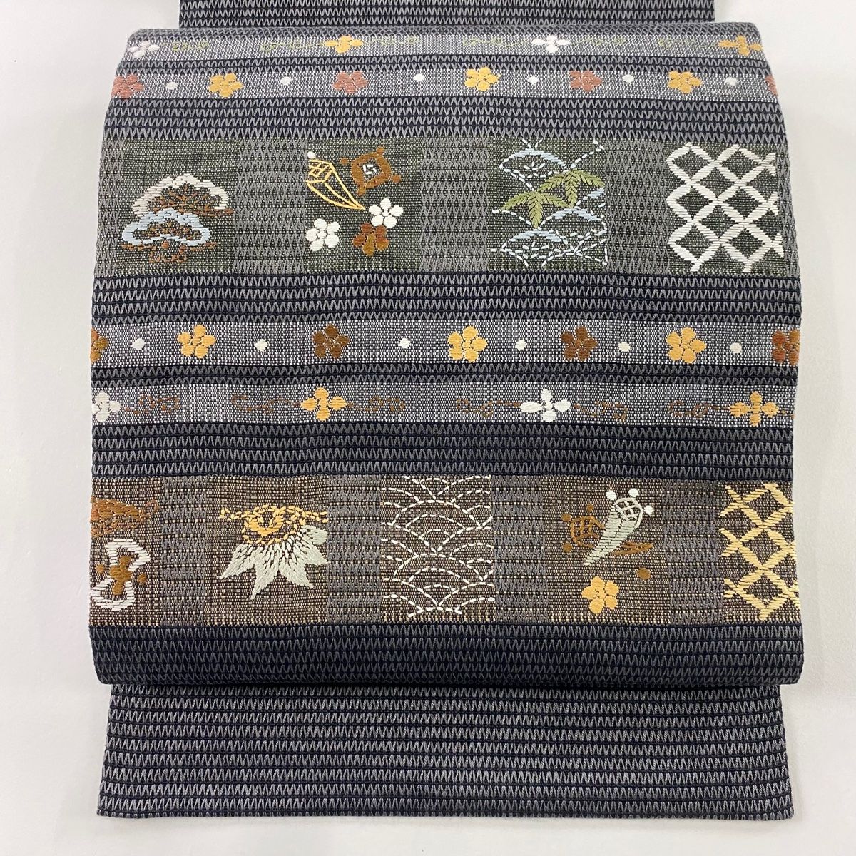 【美品】 袋名古屋帯 秀品 八寸名古屋帯 松葉仕立て 黒 お太鼓柄 正絹 【中古】