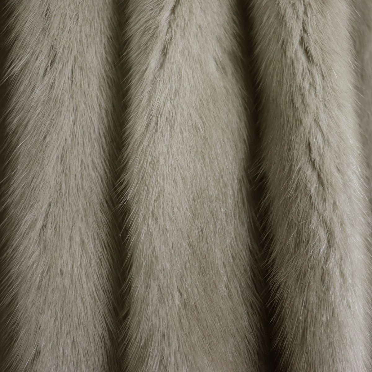 良品△サファイアミンク MINK 本毛皮ショートコート ジャケット