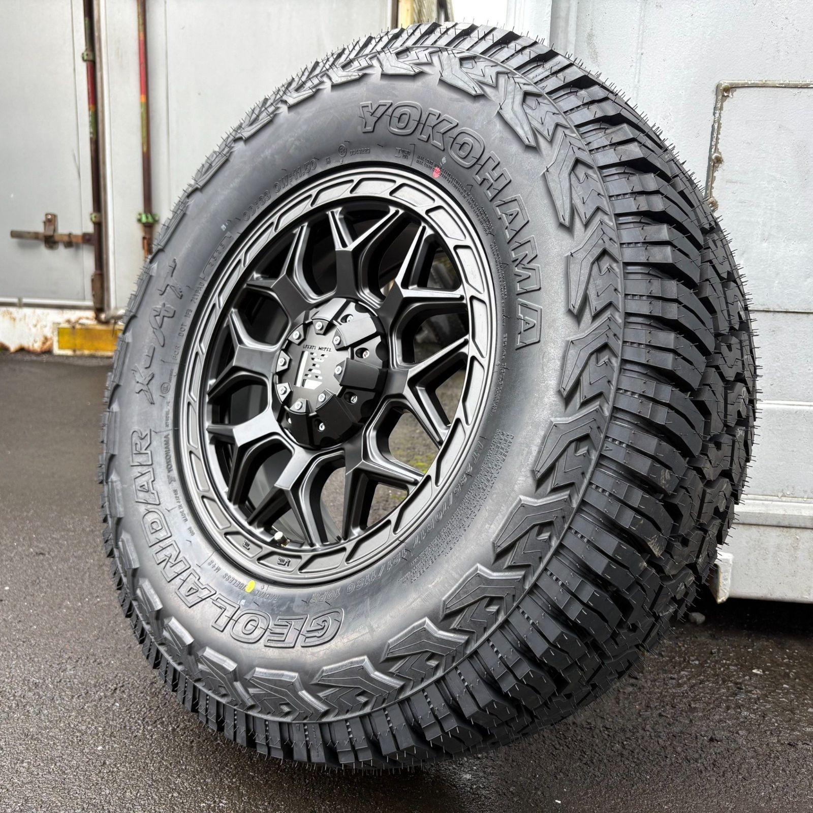 4本セット ランクル300 ランクル250 17インチ レクセルホイール インフェルノ ヨコハマ ジオランダー X-AT G016 265 70R17 275 70R17