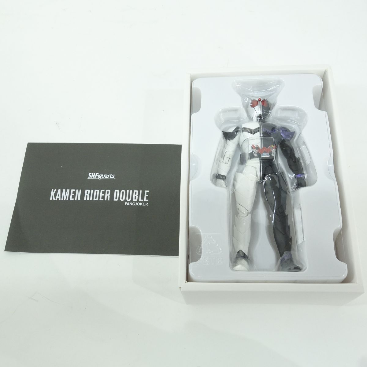 S.H.Figuarts フィギュアーツ 仮面ライダーW ファングジョーカー ※中古