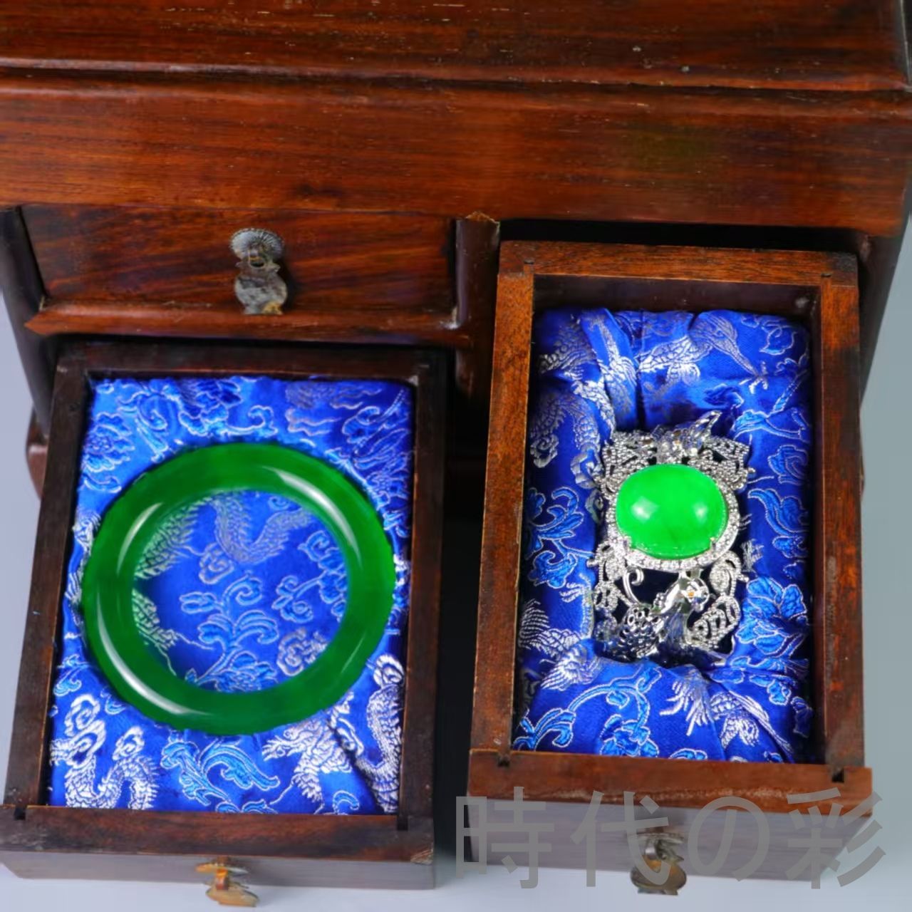 中国古美術 清代 高冰翡翠 宝石彫 旧家蔵 彫刻 共箱 唐物 アンティーク 中国古玩 R07092716