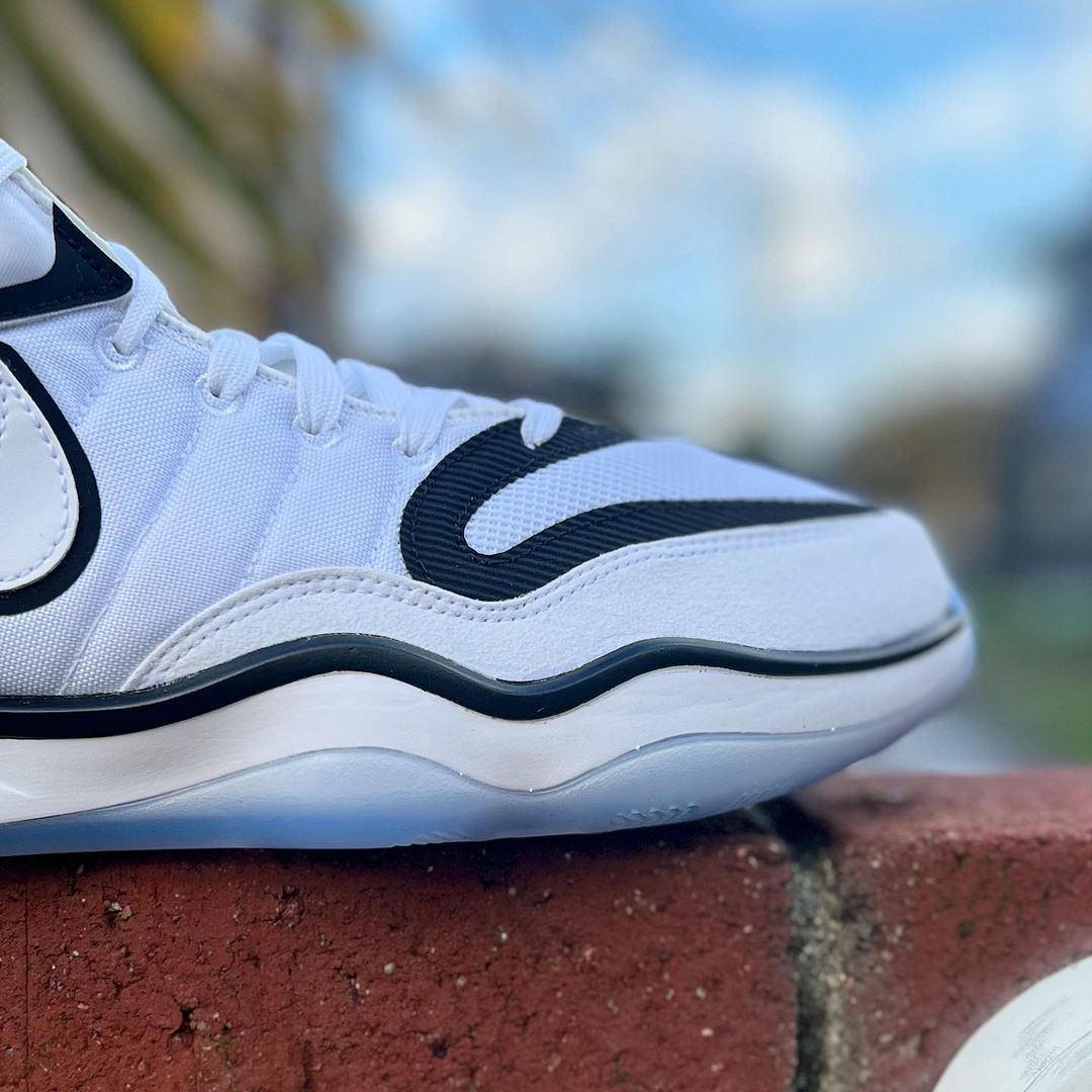 NIKE AIR ZOOM G.T. HUSTLE 2 ナイキ エア ズーム GT ハッスル 2