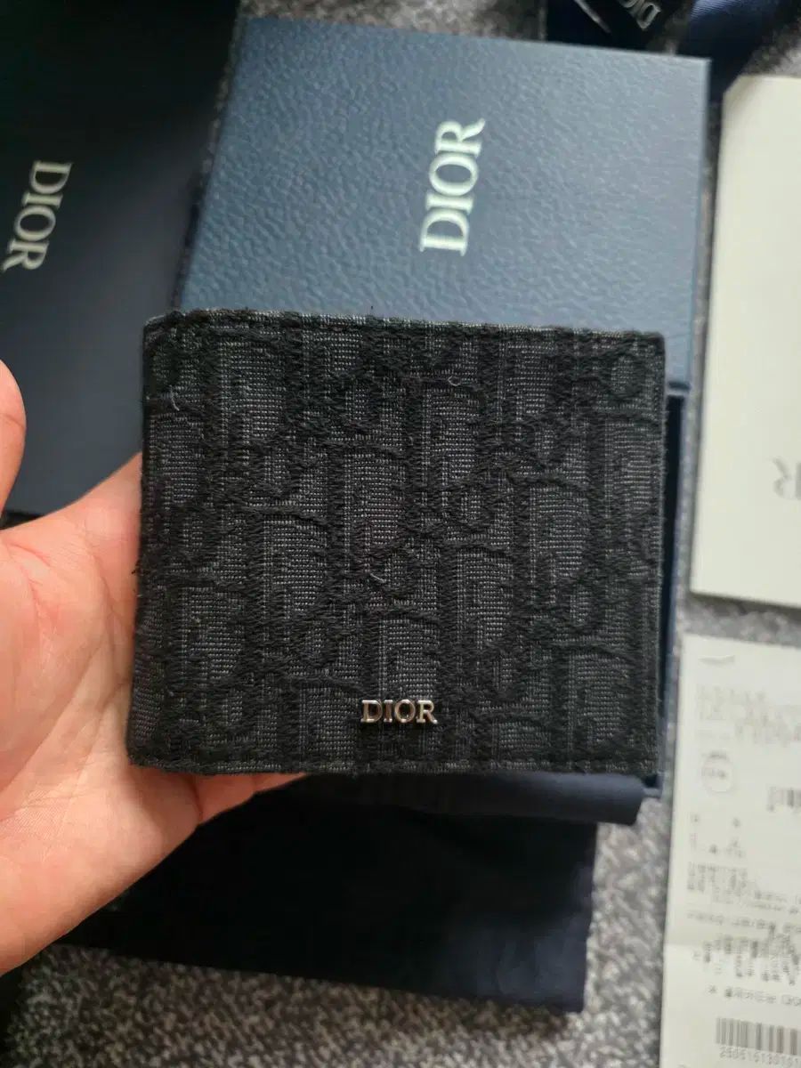 【✨美品✨】ディオール 二つ折り財布 オブリーク ブラック 付属品完備 新グレード/フル構成 Dior(ディオール) オブリーク 二つ折り財布