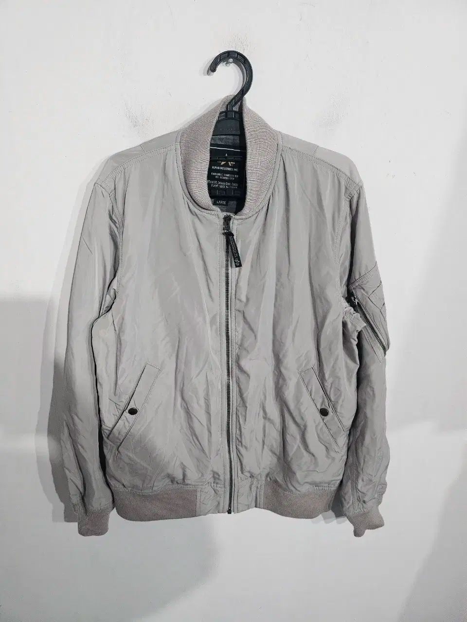 ALPHA INDUSTRIES(アルファ インダストリーズ) MA-1ジャケット L サイズ