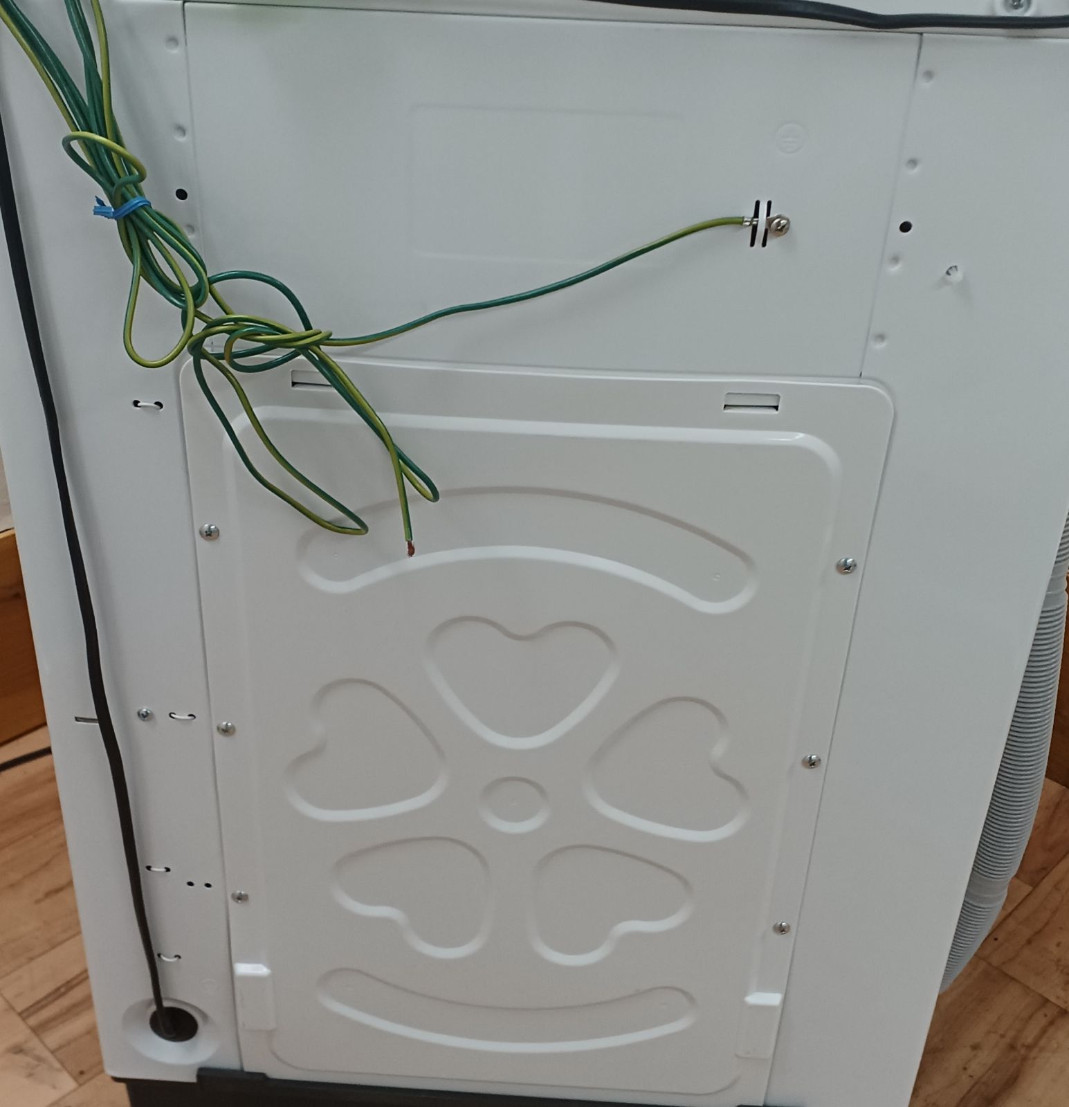 IAW-T504 コンパクトで一人暮らしの方におすすめ
