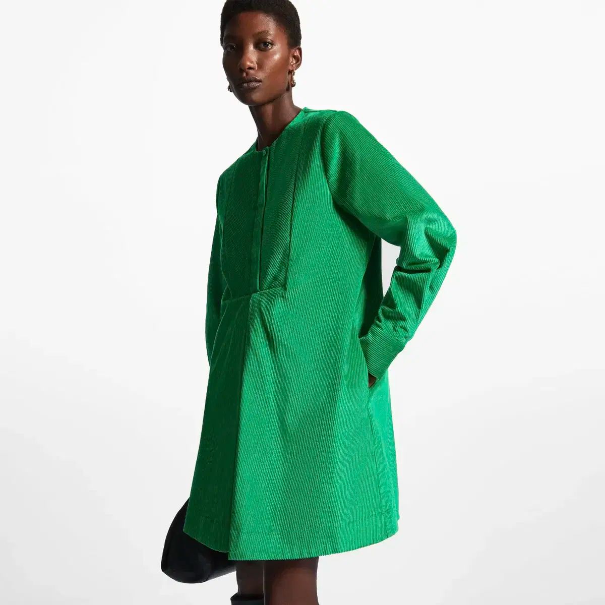 COS コーデュロイ シャツワンピース 44-55