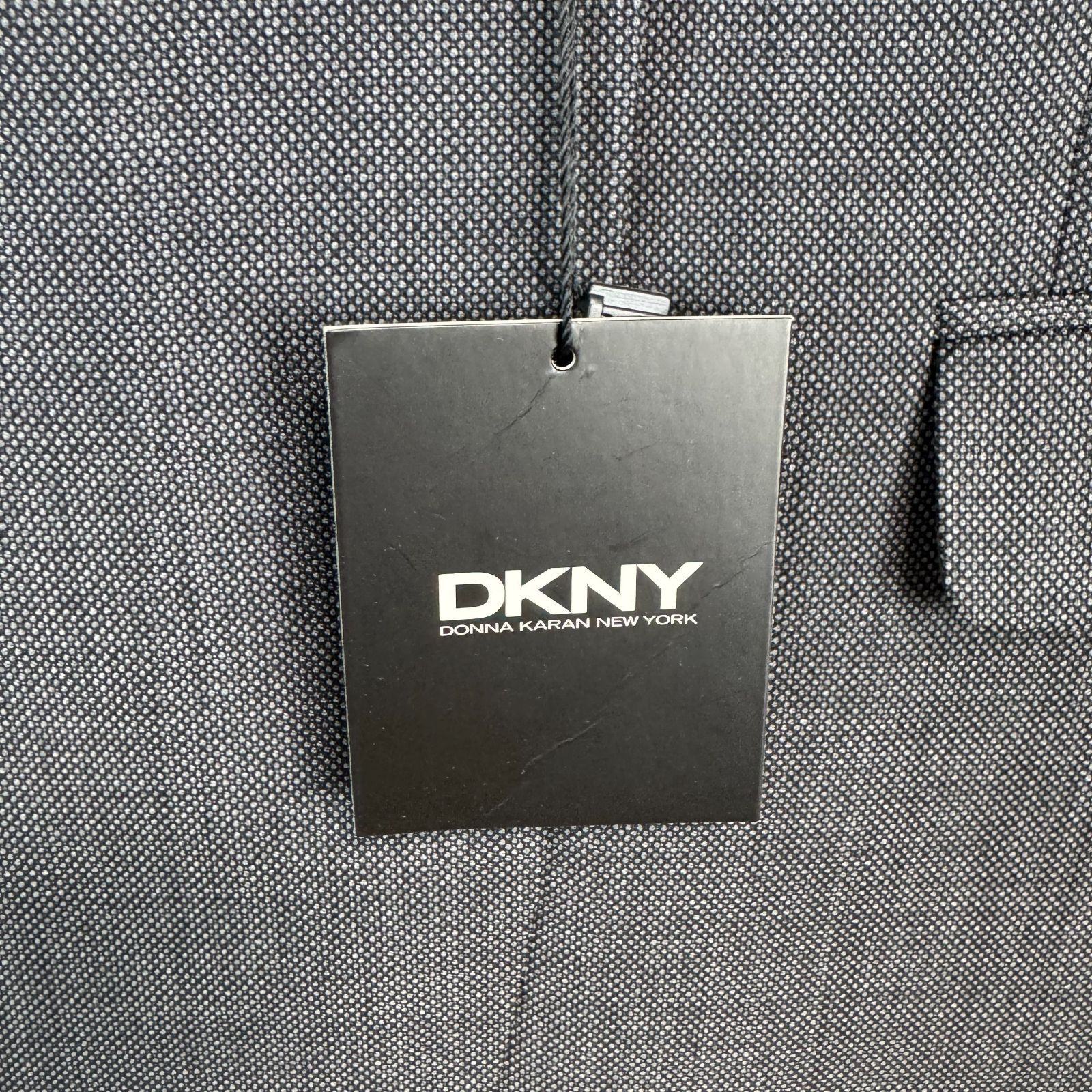 未使用 DKNY ダナキャランニューヨーク テーラードジャケット SLIMFIT 