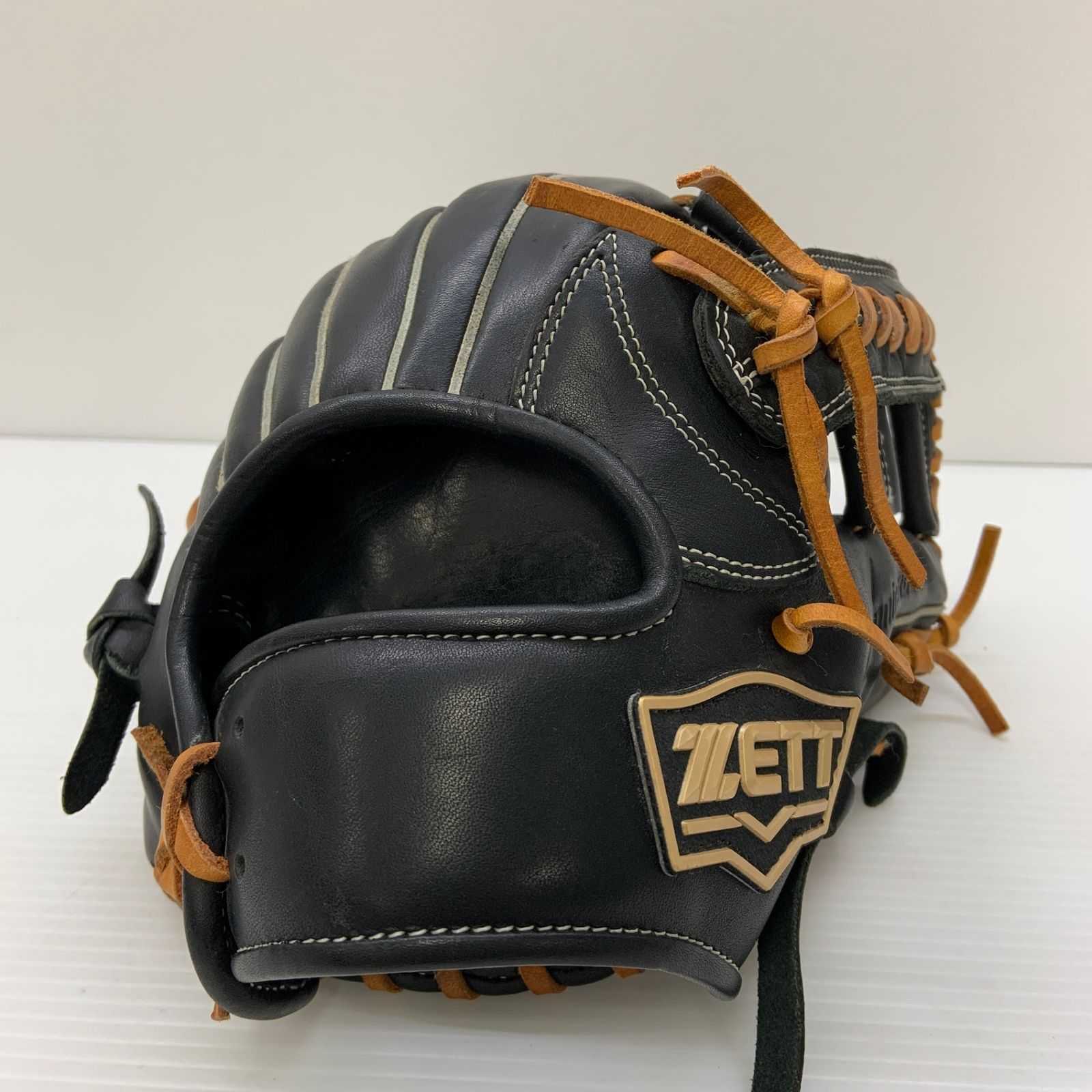 ゼット ZETT ウイニングロード 軟式 大人 一般 オールラウンド グローブ グラブ 右投げ BRGB33150 品 野球 6608