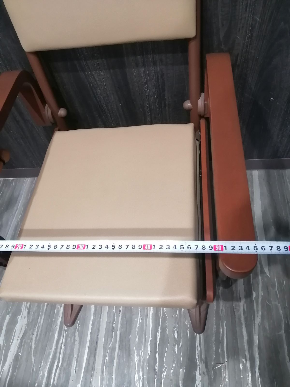 ポータブルトイレ