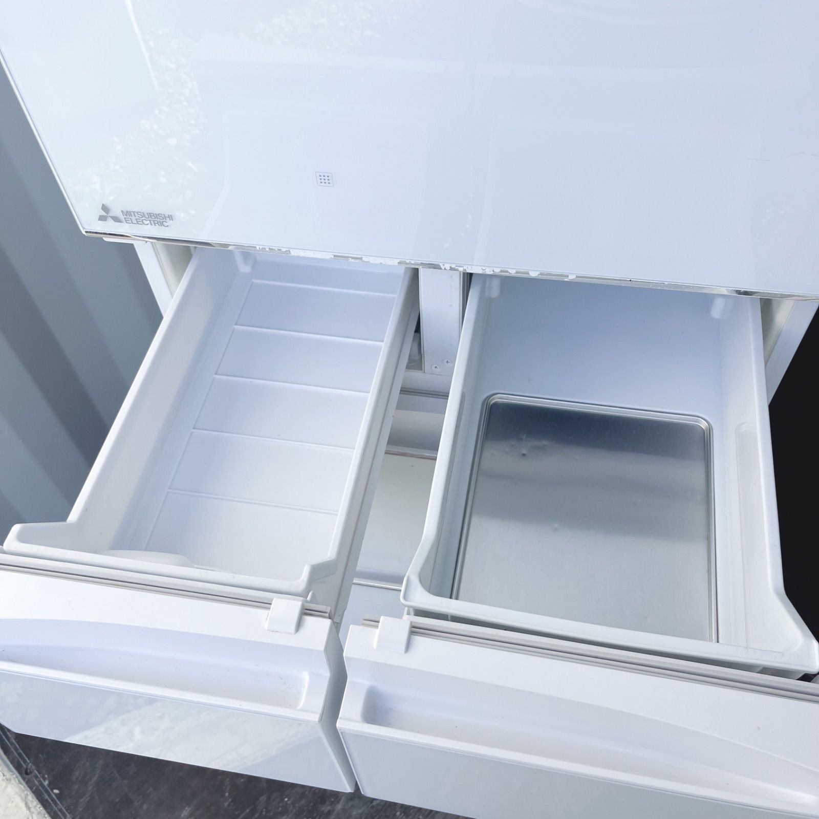 63取付無料！三菱ワイドチルドルーム搭載おしゃれホワイトインテリア5ドア冷蔵庫 63取付無料！三菱ワイドチルドルーム搭載おしゃれホワイトインテリア5
