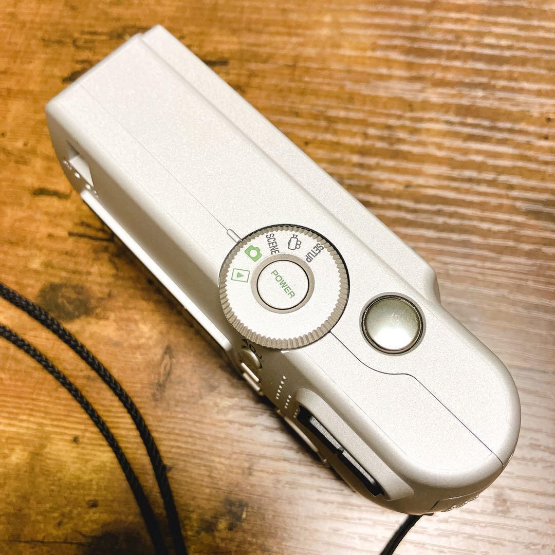 RICOH Caplio G4 デジタルカメラ 単三電池 動作品 広角」搭載した普及