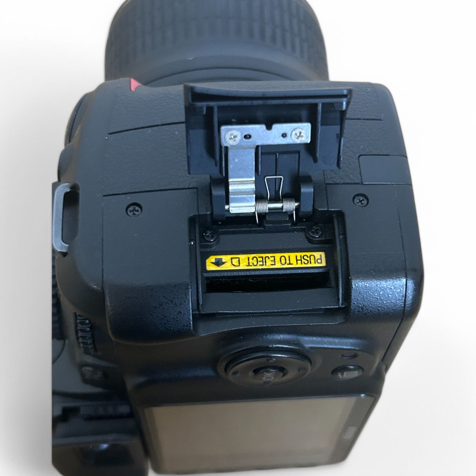 □ ニコン Nikon デジタル一眼レフカメラ レンズキット D3000LK 1100-1588 □ ニコン Nikon デジタル一眼レフカメラ レンズキット D3000LK