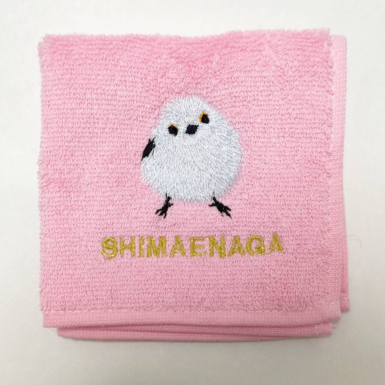 シマエナガちゃんの 抗菌・防臭 刺繍 タオル ハンカチ - メルカリ