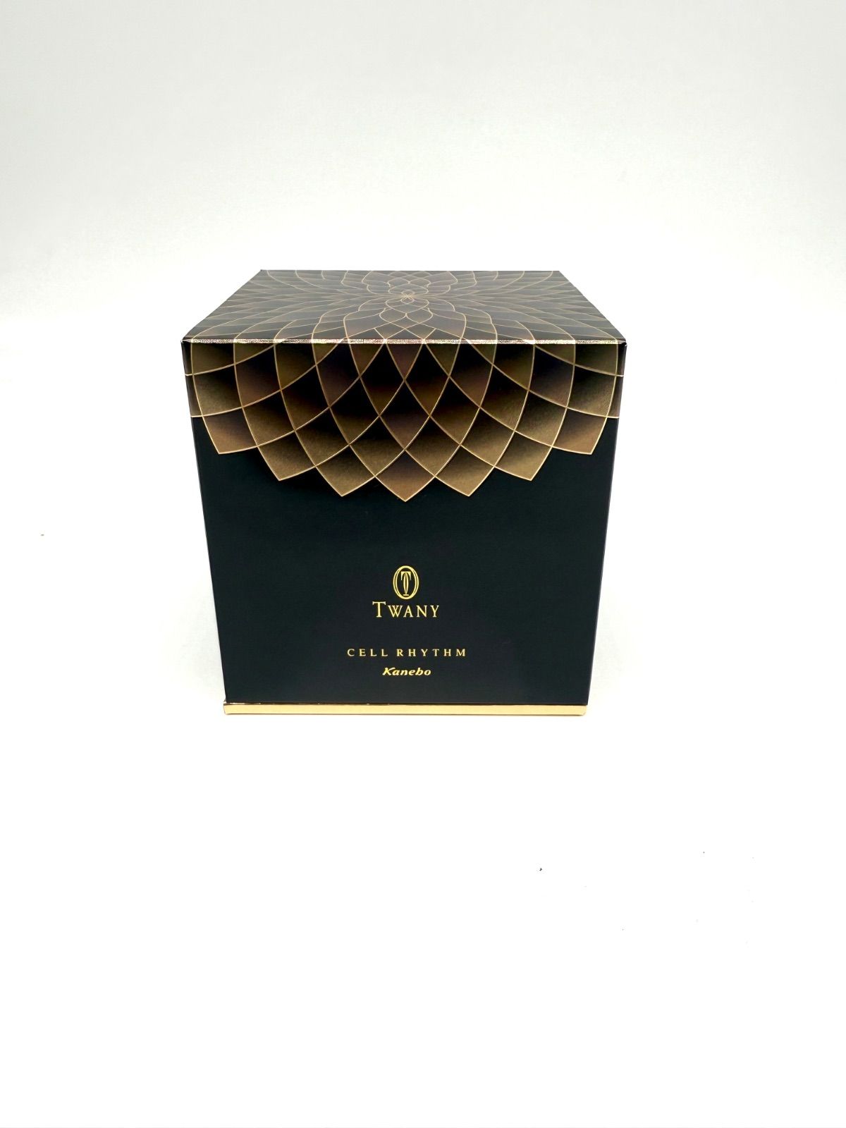新品未使用 トワニー セルリズム 2020 箱無し 【公式通販】
