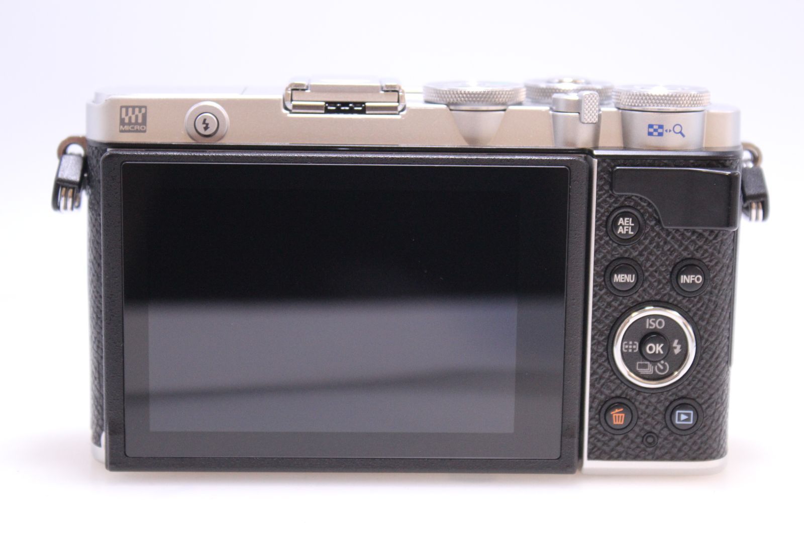 1,636回】OLYMPUS PEN E-P7 ボディー シルバー OM SYSTEM