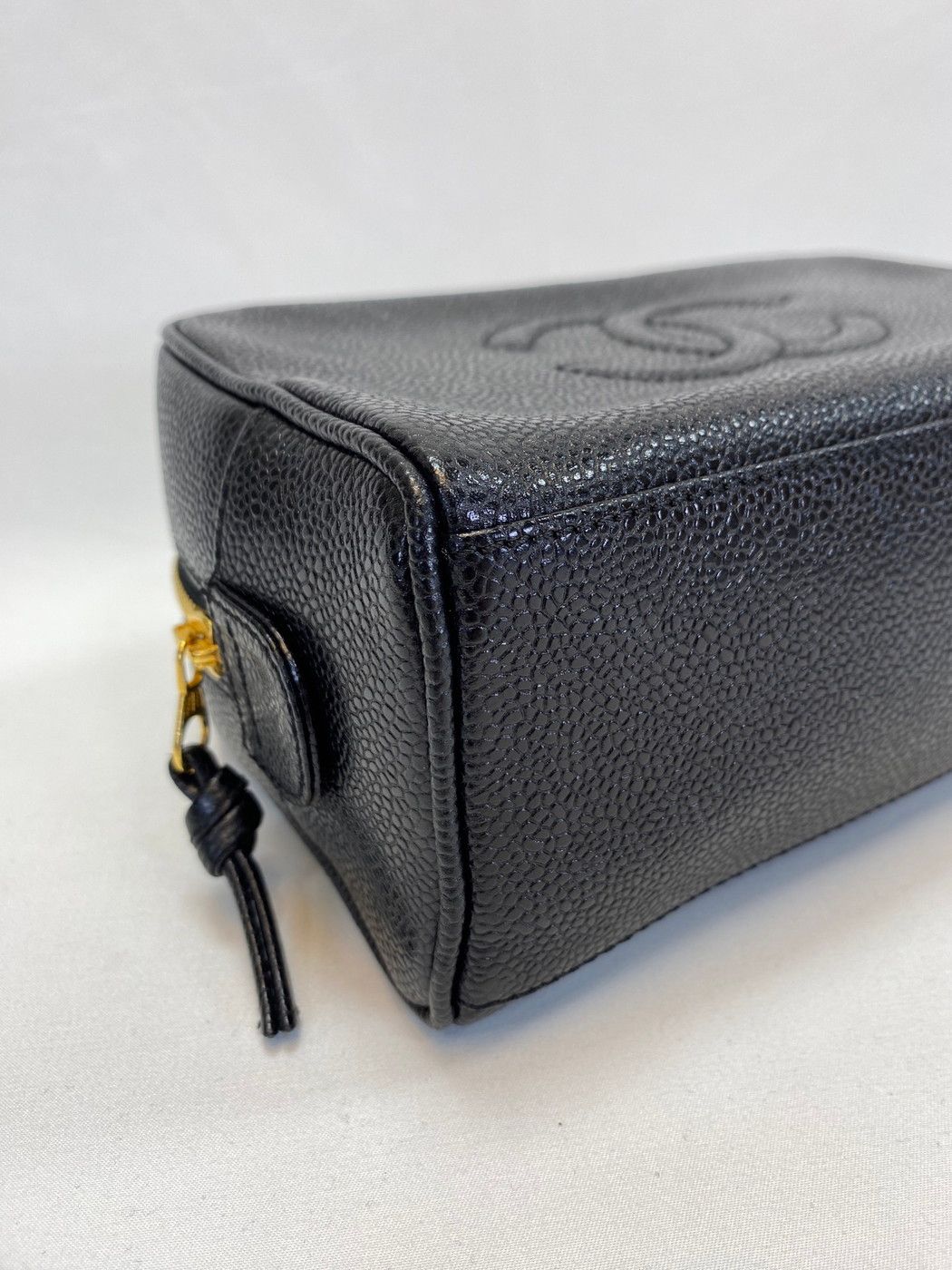 CHANEL コスメポーチ 化粧ポーチ レザー キャビアスキン 9506 CHANEL シャネル コスメポーチ 化粧ポーチ 小物入れ レザー