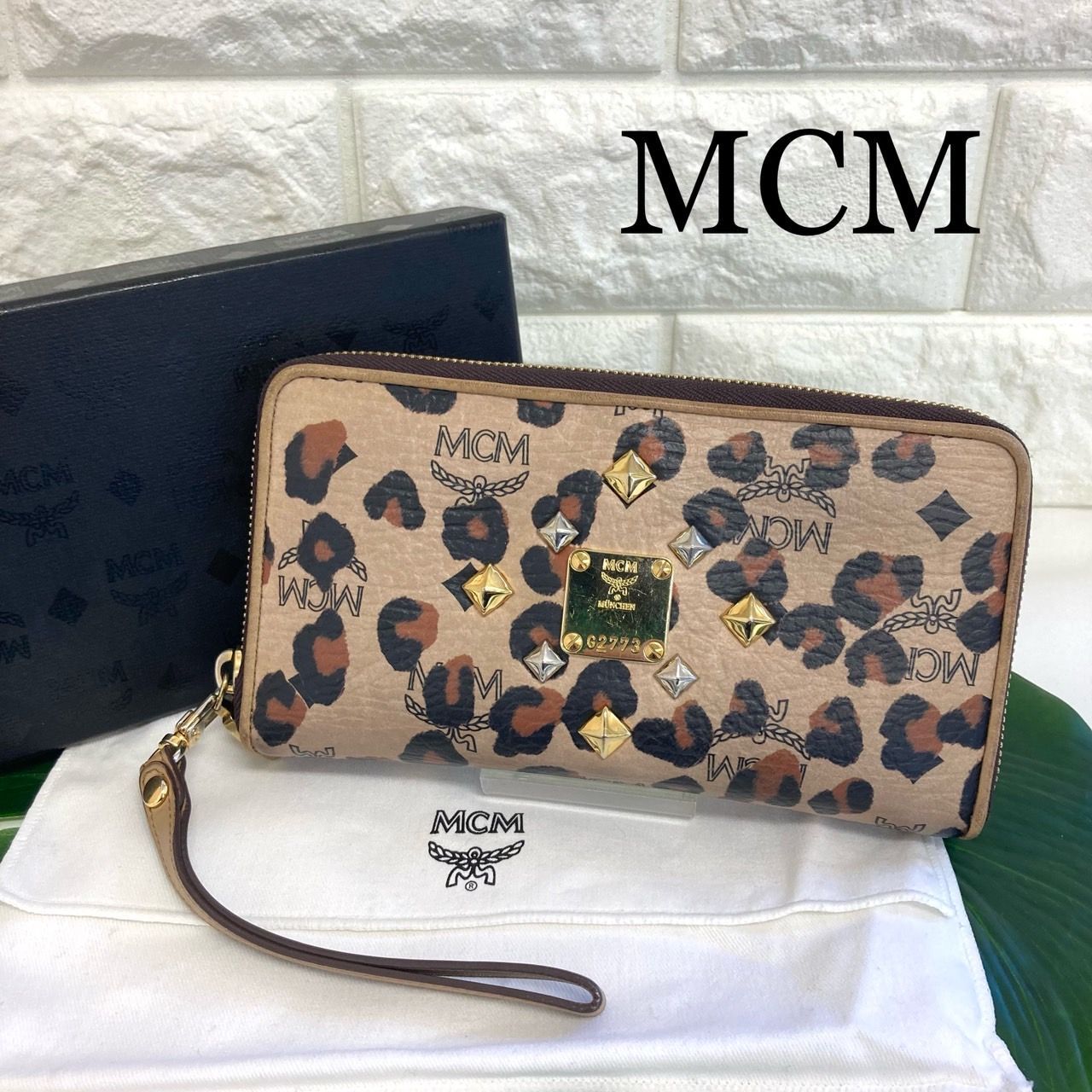 エムシーエム MCM LOVELESS ラブレス ラウンドファスナー長財布