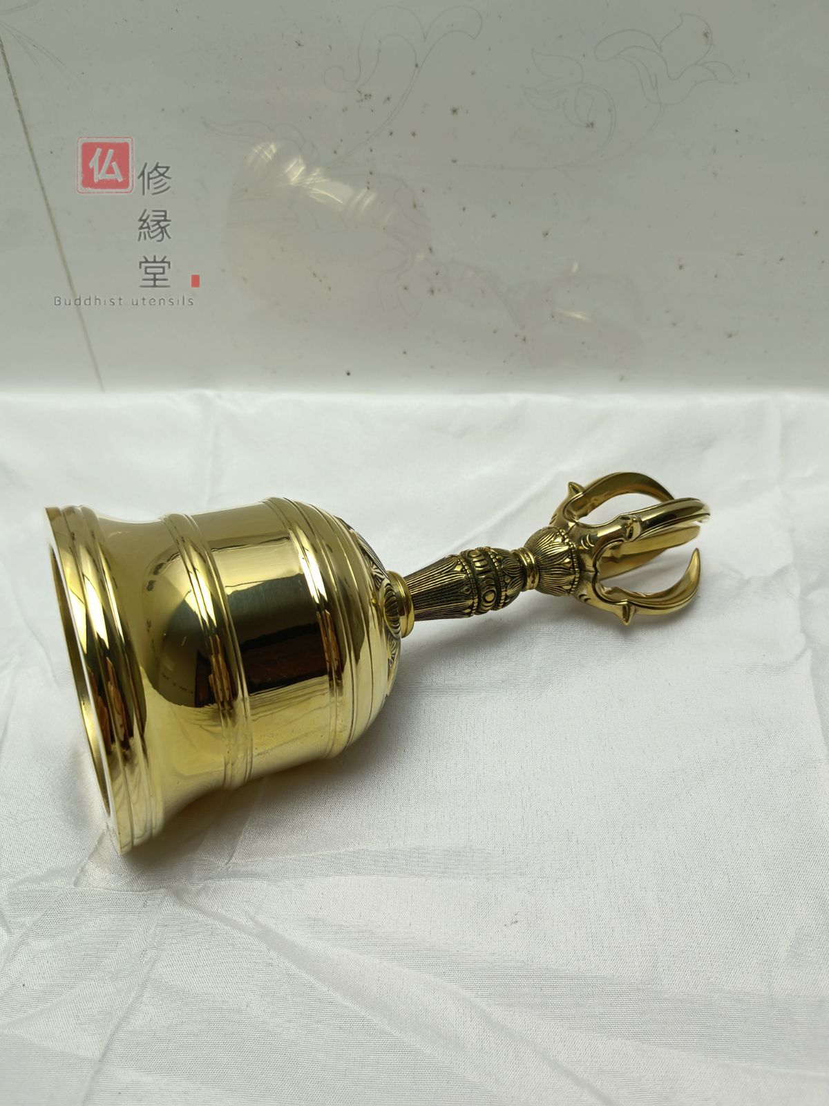 修縁堂】密教法具 真言宗 五鈷金剛鈴 鐘 寺院用仏具 真鍮製 10.5cm 