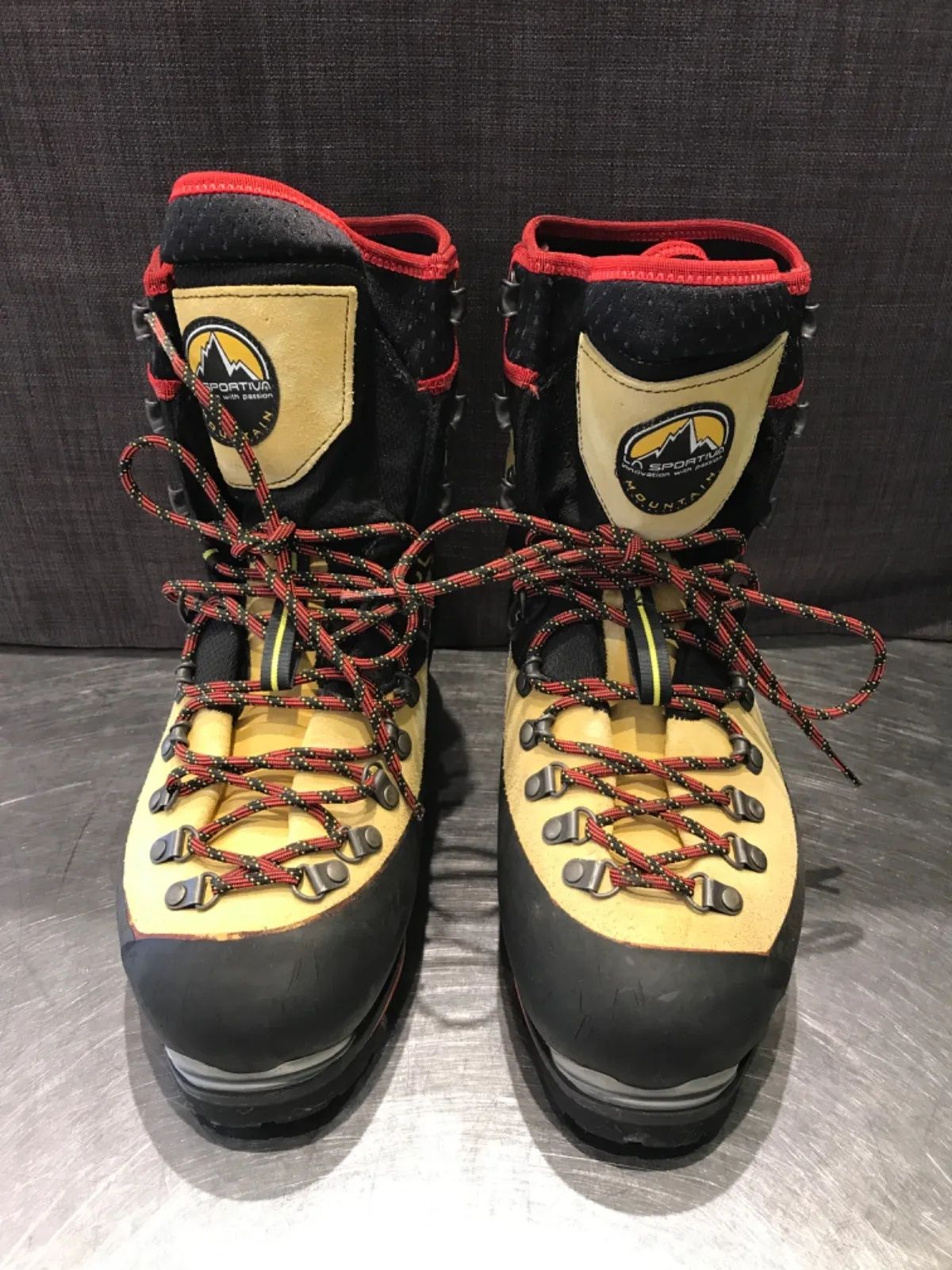 サイズ41.5(26.5cm) LA SPORTIVA スポルティバ NEPAL EVO GTX サイズ41.5(26.5cm) LA SPORTIVA スポルティバ NEPAL EVO GTX