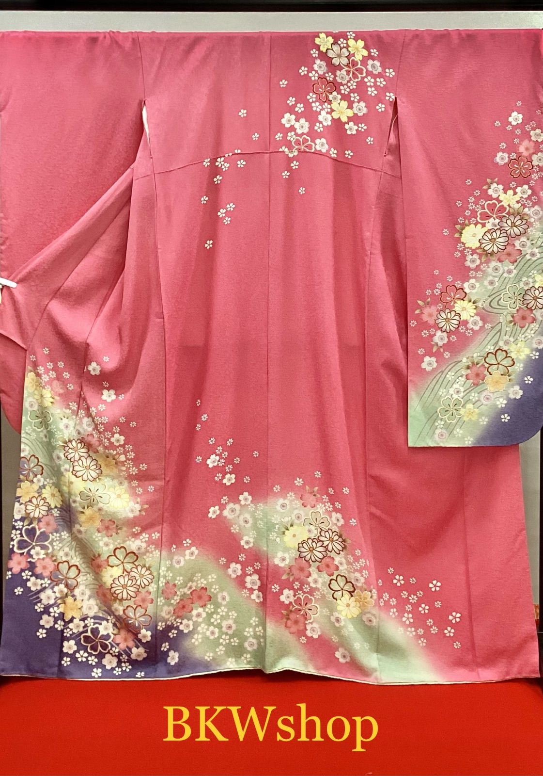 現品限り used 振袖 ピンク地裾ブルー鶸色ぼかし桜柄 正絹 成人式 およばれ 着付け練習