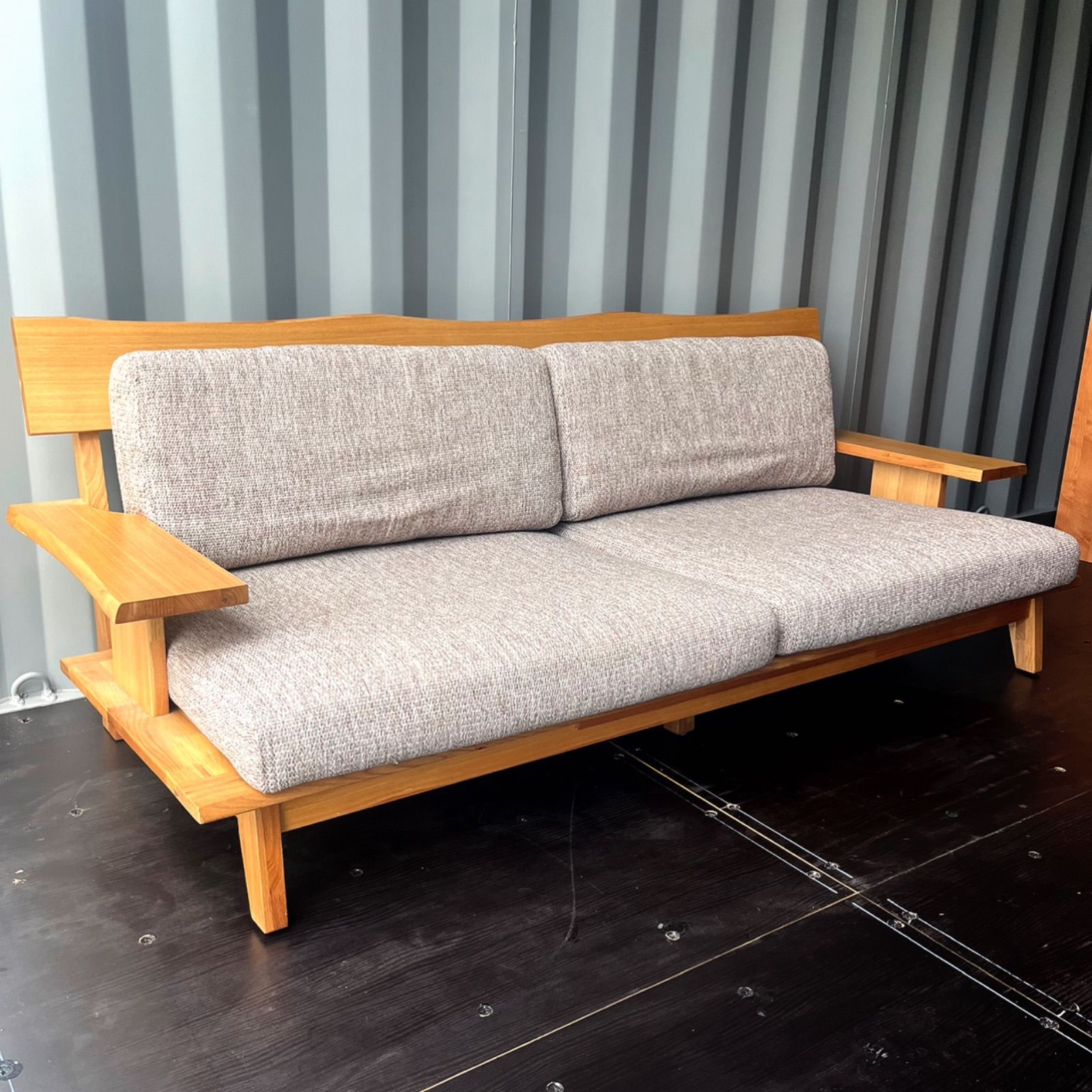 【引取のみ】ニトリ　ソファ　アカツキ　ナチュラル　三人掛け 3人掛けソファ 布張りタイプ (アカツキ NA) | ニトリネット