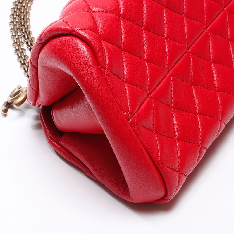 20万→CHANEL□マドモアゼル チェーンショルダーバッグ マトラッセ□赤