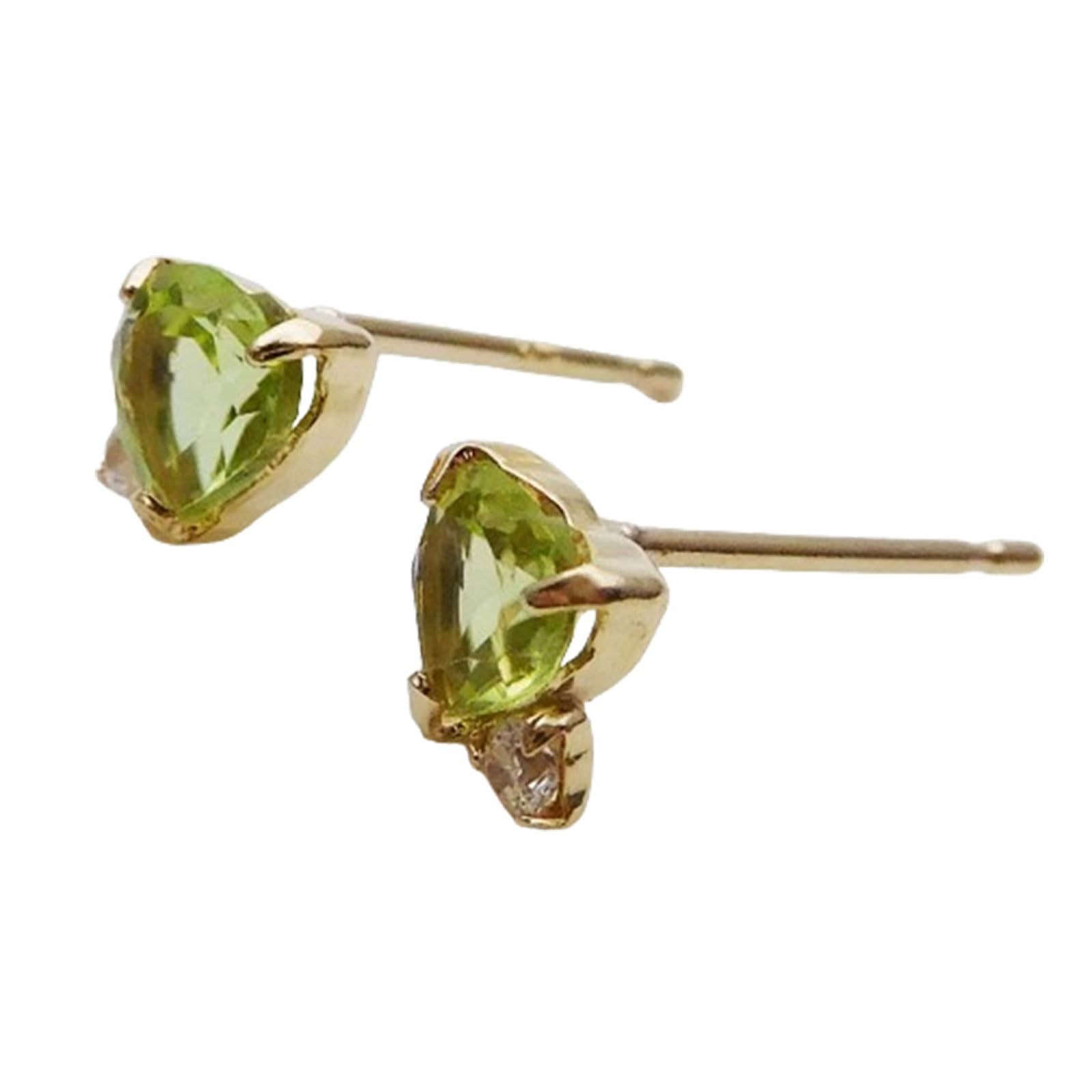 K10YG ハート ペリドット ピアス 人気商品】ハートカットスタッド  
