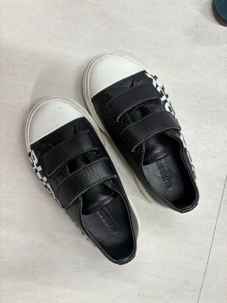 BURBERRY バーバリー 27 170 スニーカー 靴 ファスナー キッズ