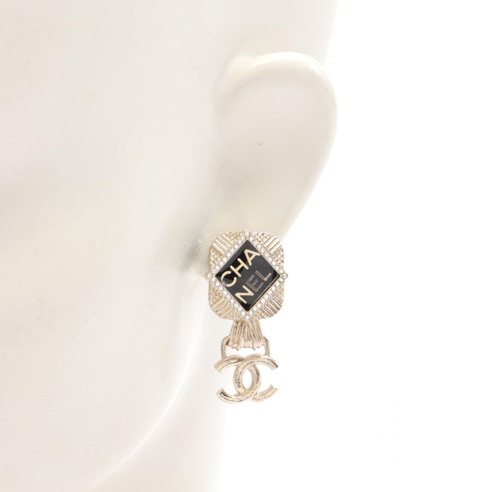 シャネル CHANEL ピアス ココマーク ゴールド/ブラック GP