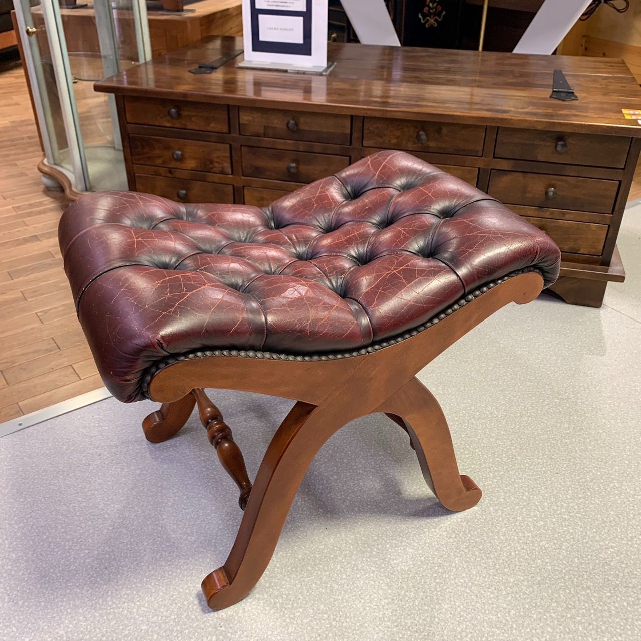 VAROSA VALENTI バロッサバレンティ スツール 本革 オットマン