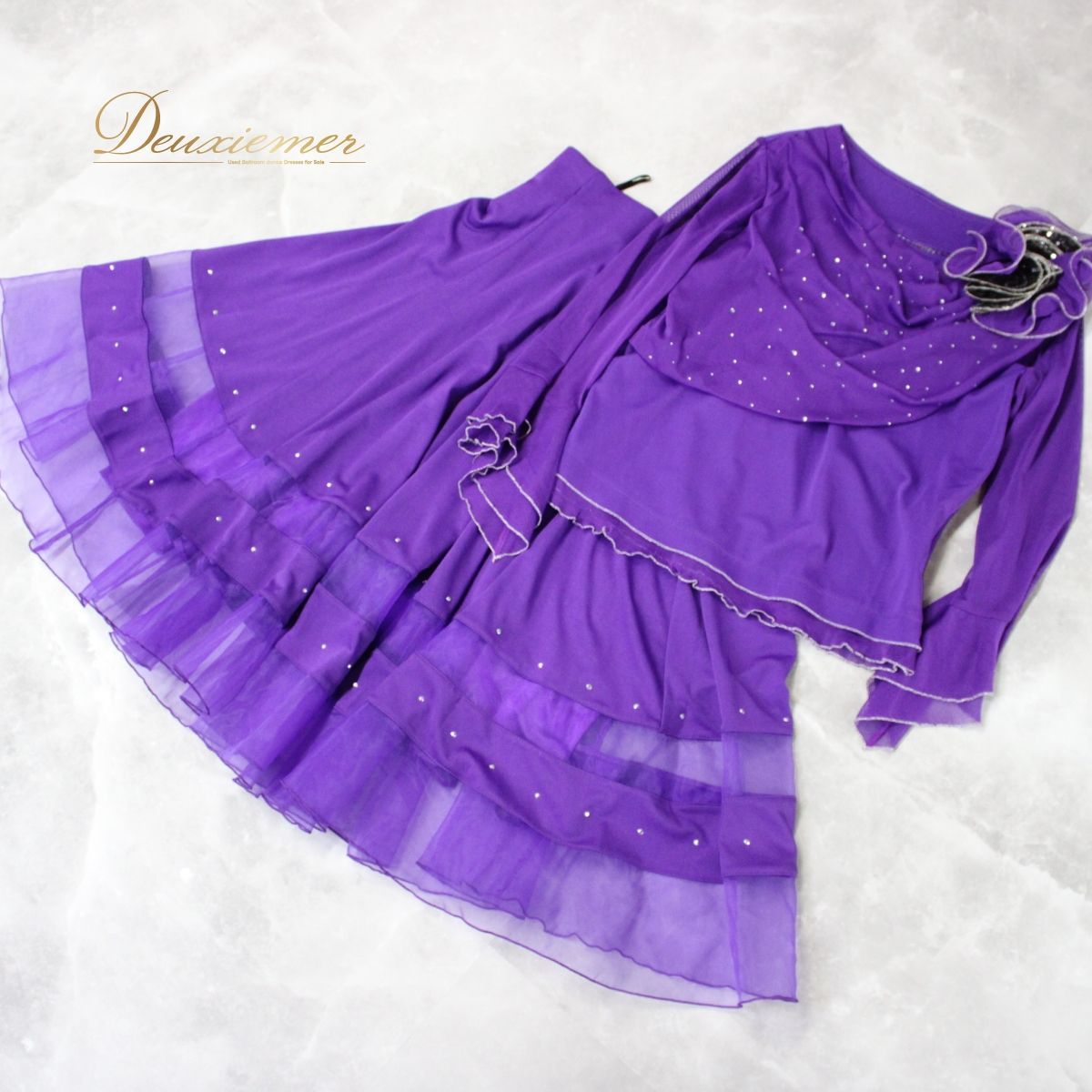 【美品 社交ダンス衣装】上下セット レッスンウェア A vivare 紫 派手 美品 社交ダンス衣装】 パープル系 紫 上下セット レッスン