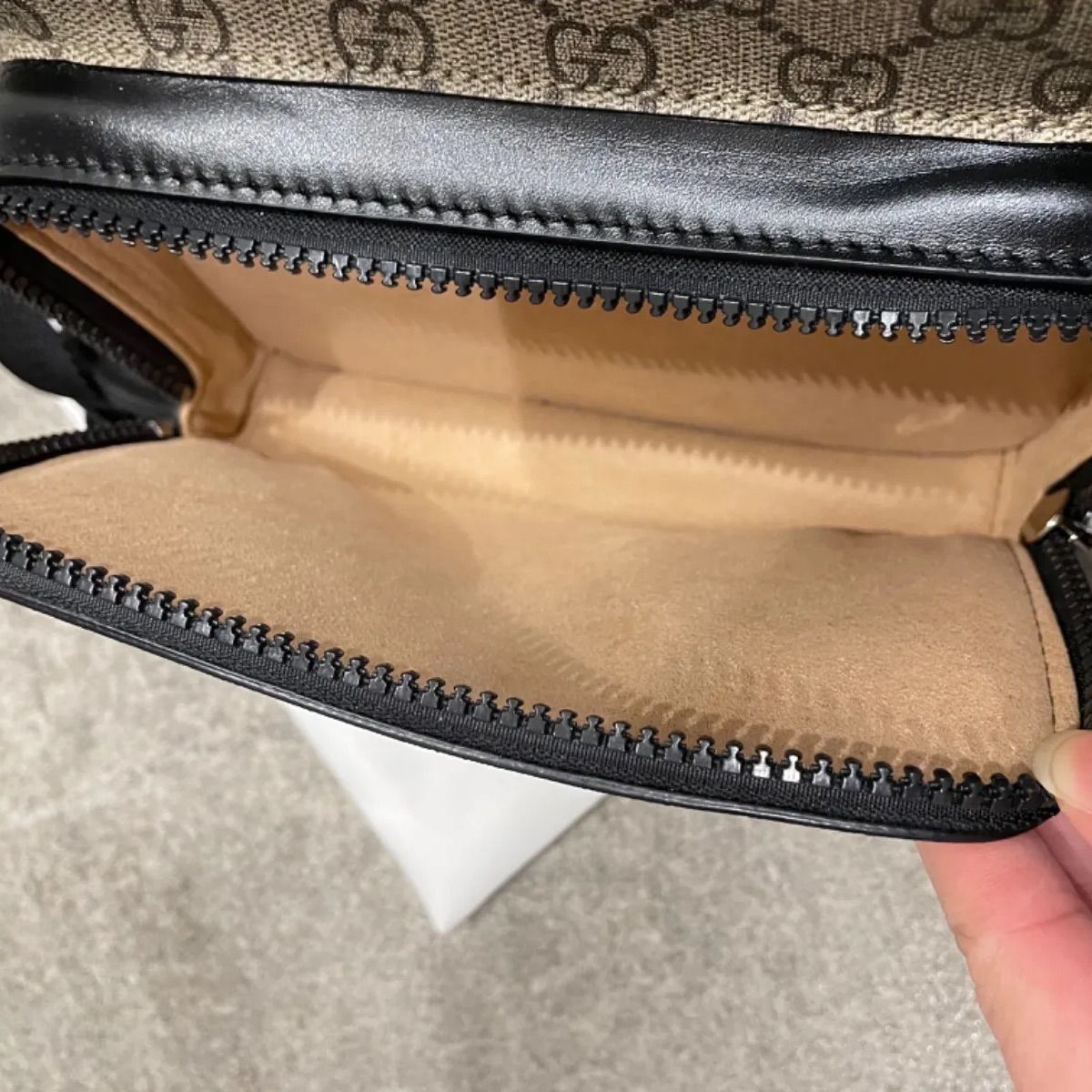 グッチ GGスプリーム キャンバス スモール バッグパック リュク エデン 
