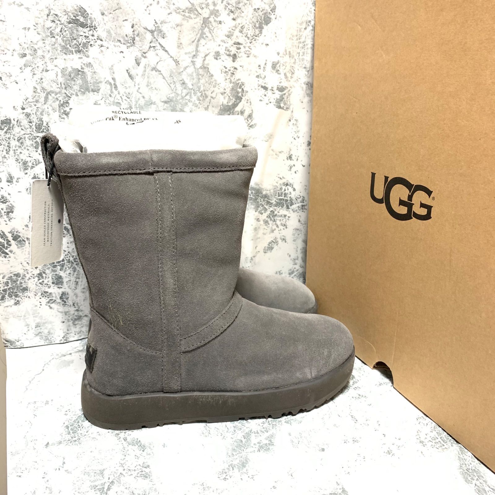 週末割】【新品】【送料無料】UGG ムートンショートブーツ 22cm グレー ...