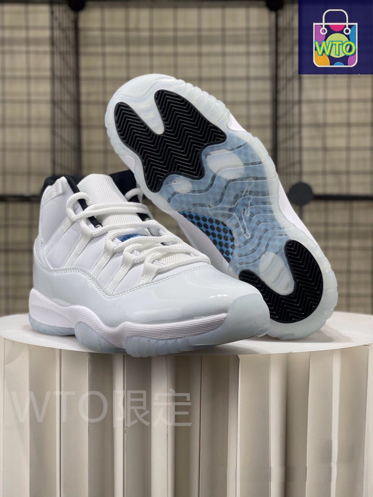 お値下げしました??即購入?? ナイキ NIKE AIR JORDAN 11 RETRO