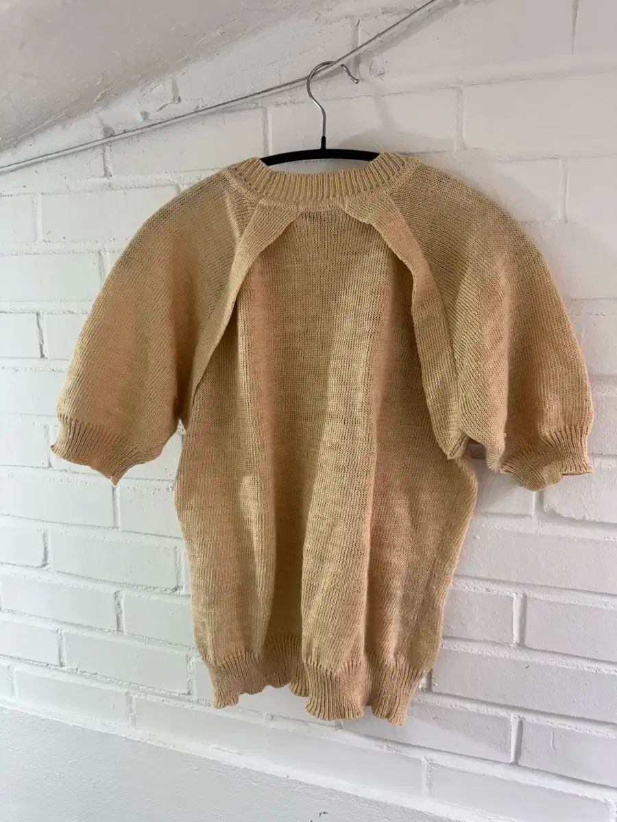 Issey miyake ニット　アーカイブ 132 5. ISSEY MIYAKEより、畳んでも美しい大胆な柄が特徴の
