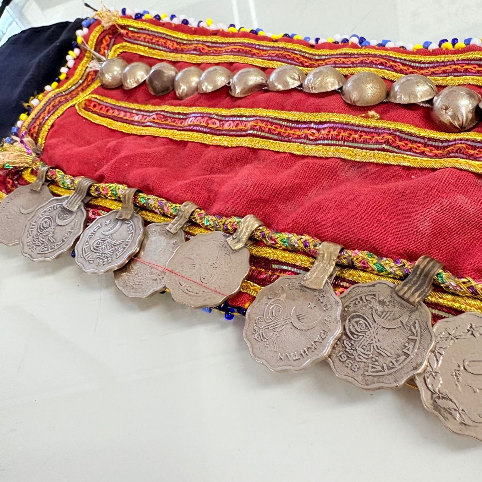 アフガンベルト モン族 刺繍ビーズベルト カレン族 ジャンティーク