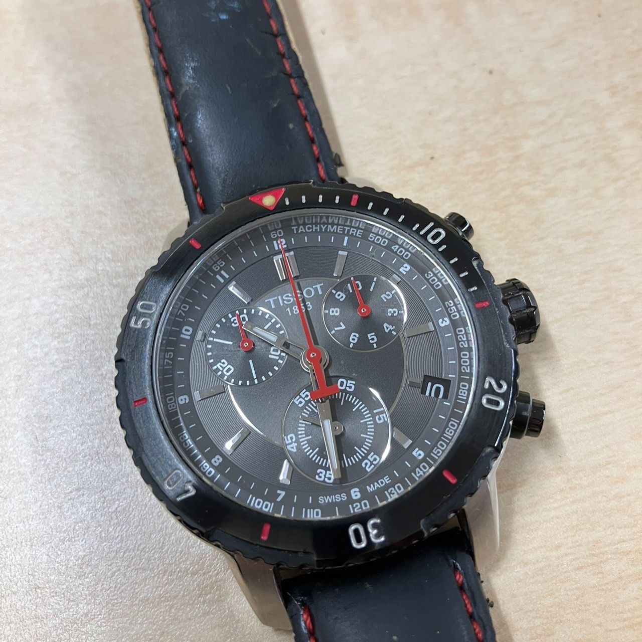 NG409 Q321-NG5-13 TISSOT/ティソ 腕時計 T067417A 箱付き クロノグラフ 不動 クォーツ