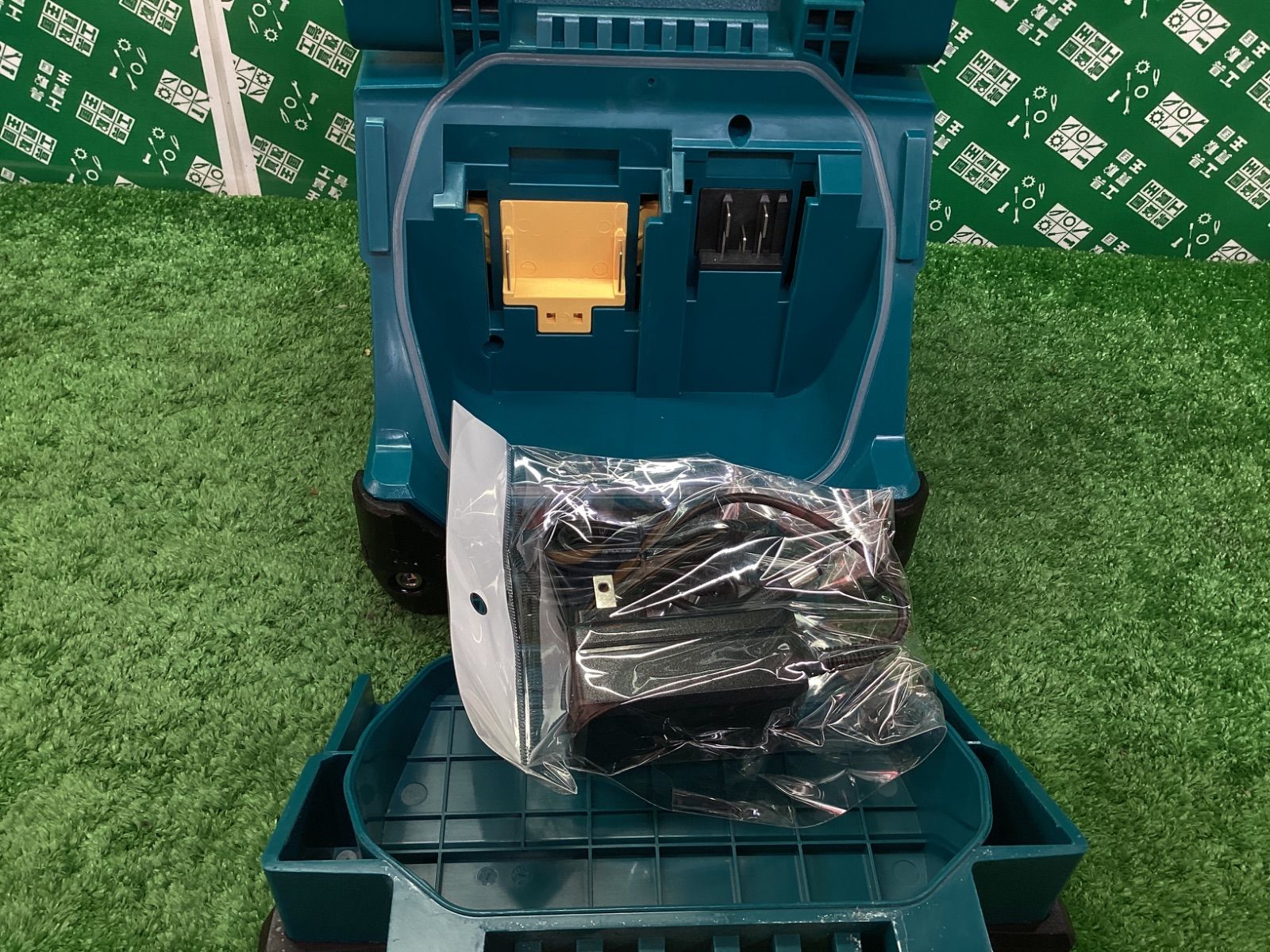 【卸値市場】 makita マキタ 充電式スピーカー MR200 | ITQ2IMGF781C