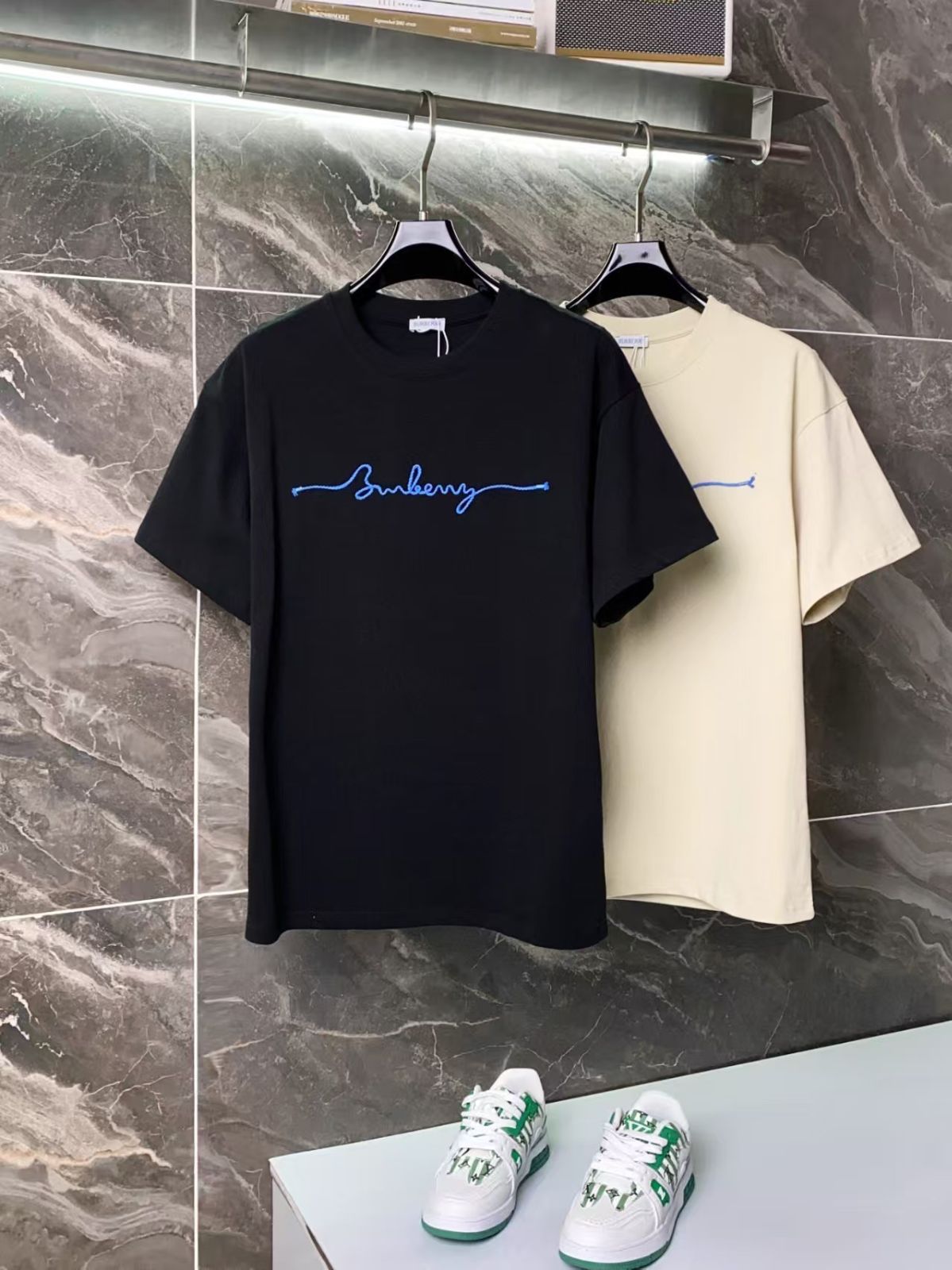 BURBERRY Tシャツ ③ 今日特価】BURBERRY New 320g 編みロープロゴ T シャツ-3 - メルカリ