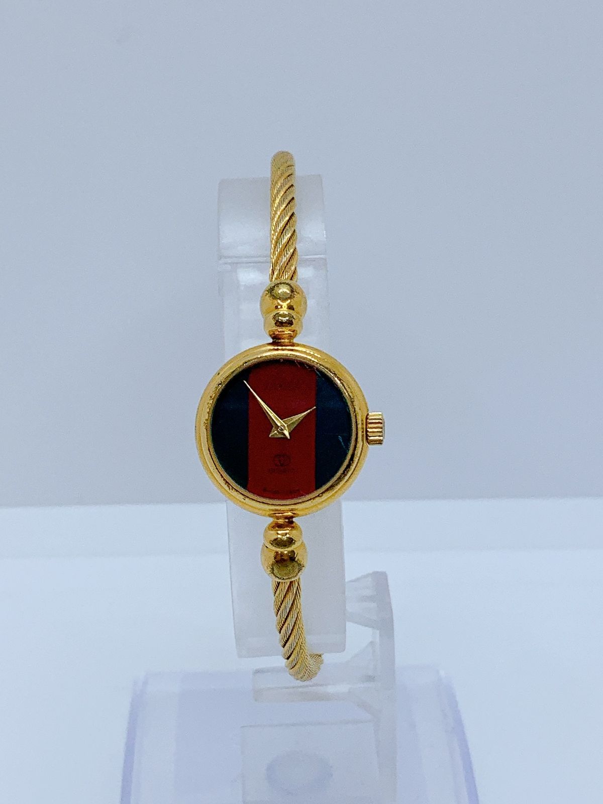 GUCCI|グッチ バングルウォッチ ワイヤーブレス シェリーライン文字盤 クォーツ腕時計 ゴールド 2047L ヴィンテージ SH207
