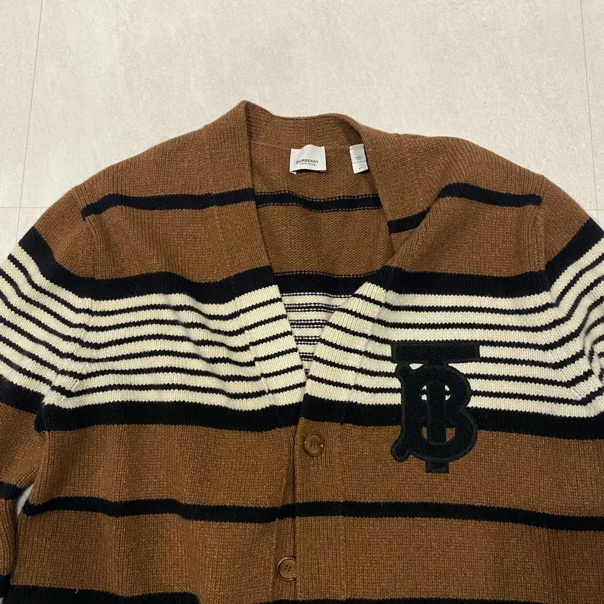 BURBERRY バーバリー　アイコンストライプトリム　ウールカーディガン BURBERRY(バーバリー ) ストライプ カーディガン バーバリーアイコン