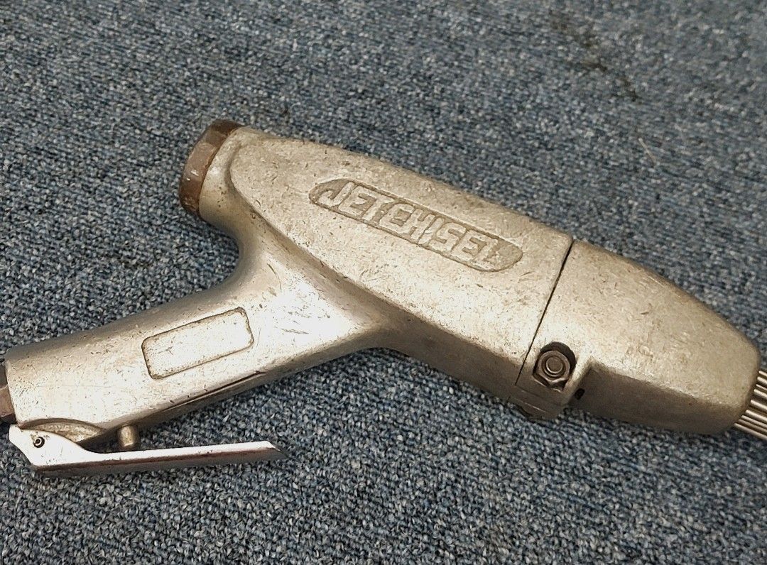 ジェットタガネ