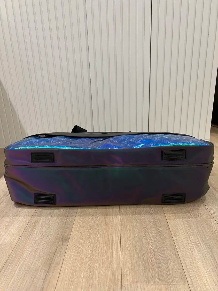 日本未発売】Victor ビクタートーナメントバッグ正規品ヨネックス