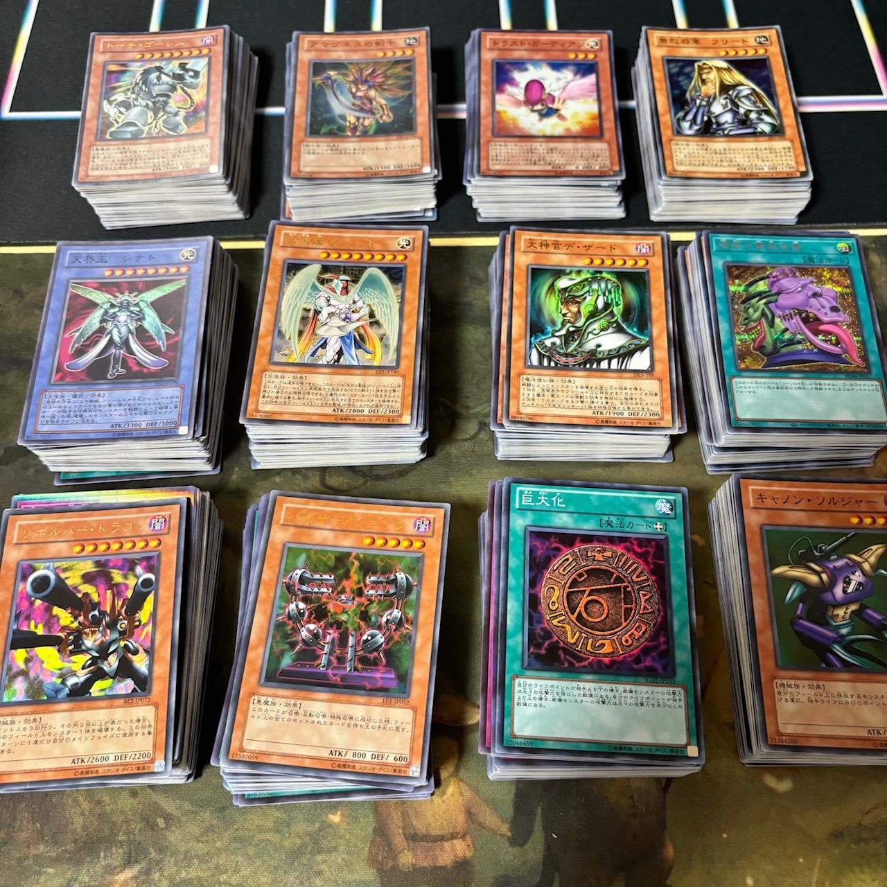 遊戯王　スーパーレア　ウルトラレア　シークレットレアのみ　3500枚以上 nvq31 8 遊戯王 光り物のみ 大量 約680枚 まとめ売りウルトラ