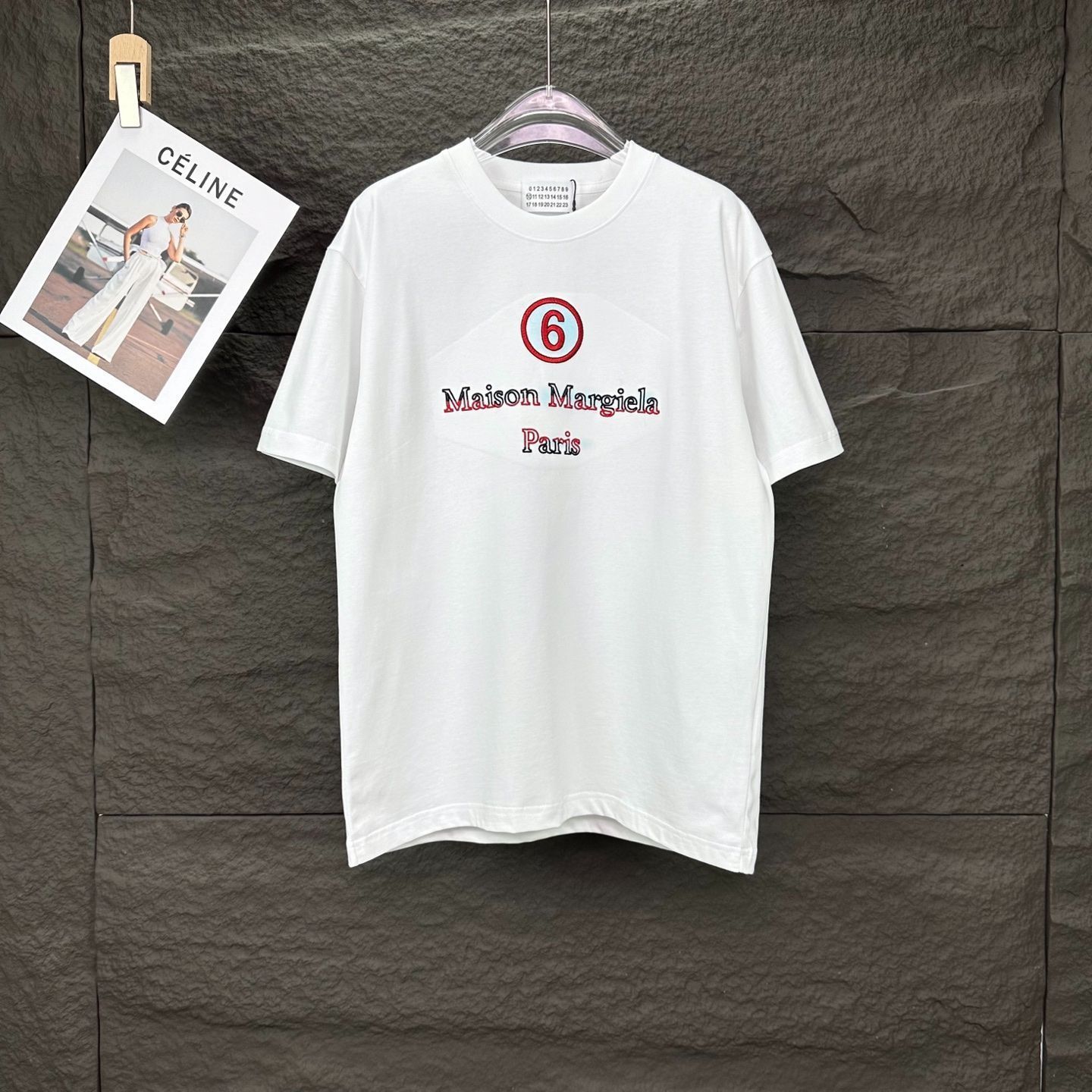 MM6 Maison Margiela 刺繍ロゴTシャツ 今日特価】MM6 2025 New 刺繍ロゴ＆デジタルプリント 男女兼用 T