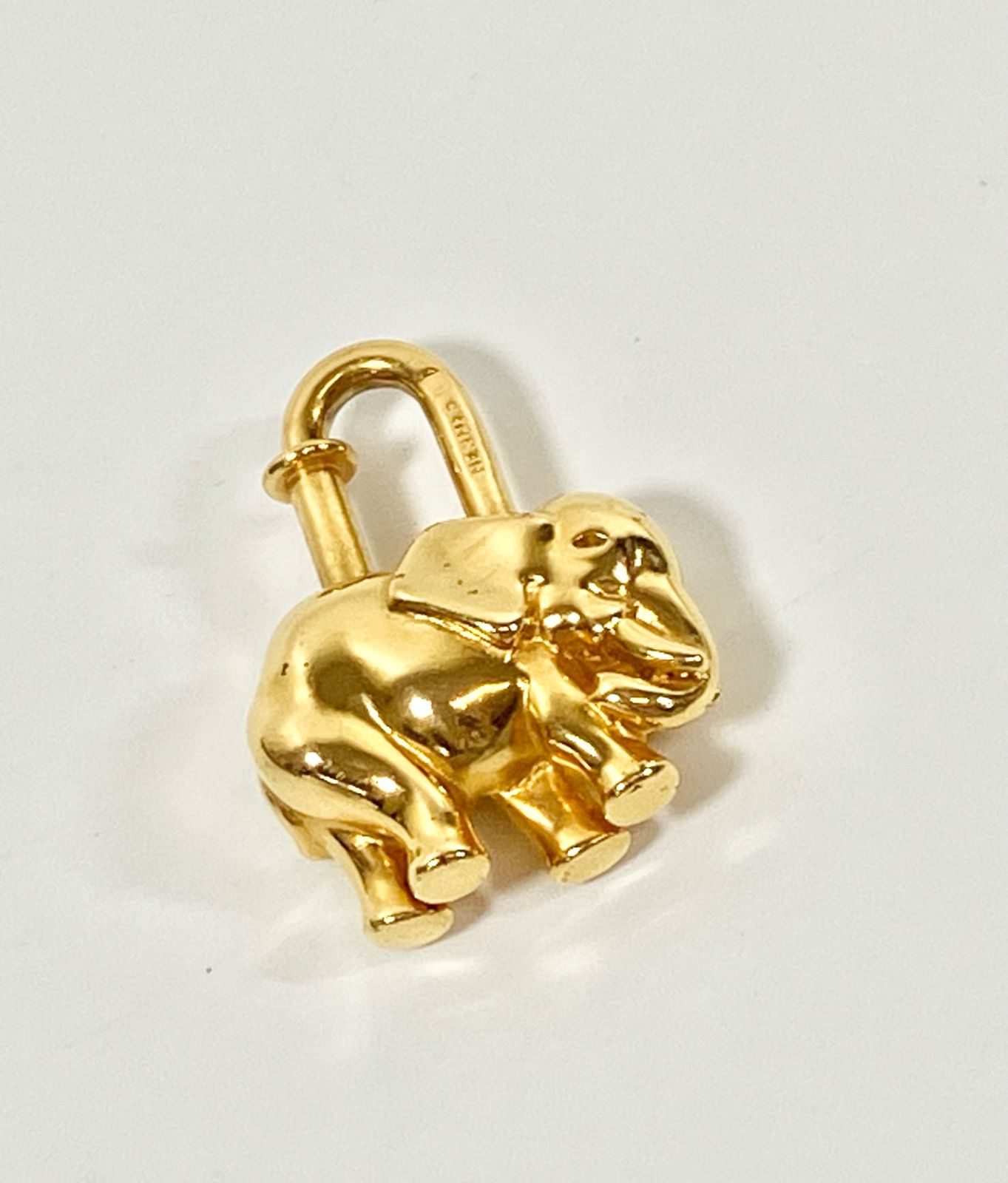 B-7 品 品 HERMES エルメス カデナ チャーム キーリング キーホルダー エレファント 象 象モチーフ ゴールドカラー 1988年 品 ユニセックス