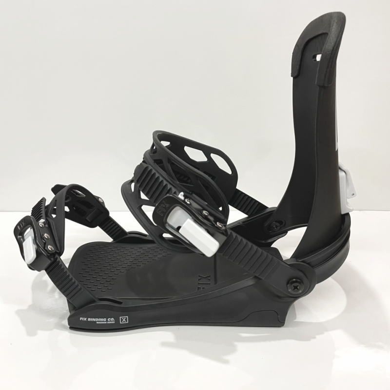 ラスト1点】 23-24 FIX MAGNUM カラー:ICON Mサイズ フィックス